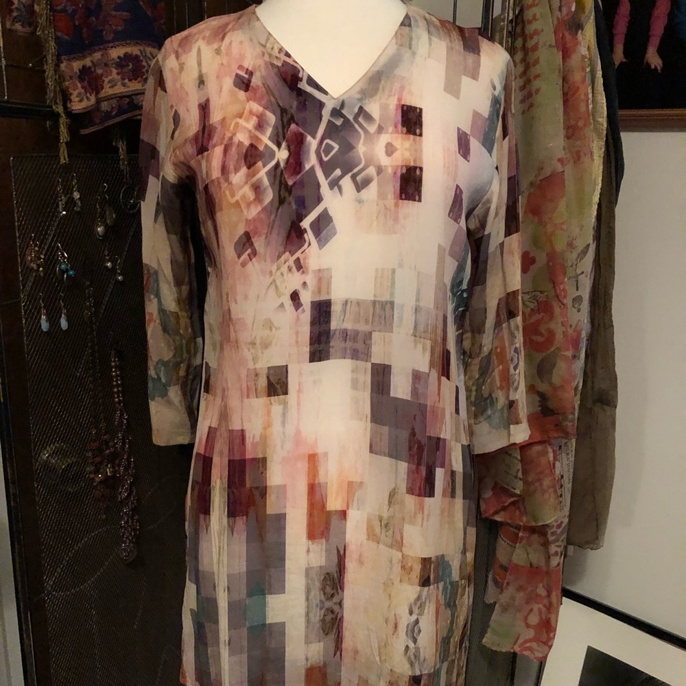 Pretty APNI tunic